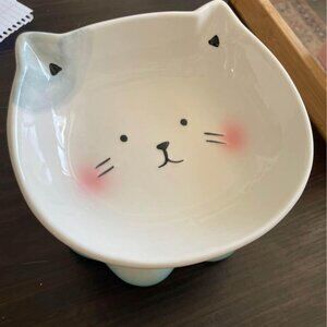 3 Cat Bowl, each with $25